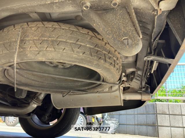 Toyota ALPHARD 2008-01 8217156-8