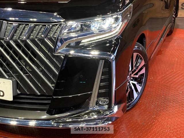 Toyota ALPHARD 2023-02 8217303-11