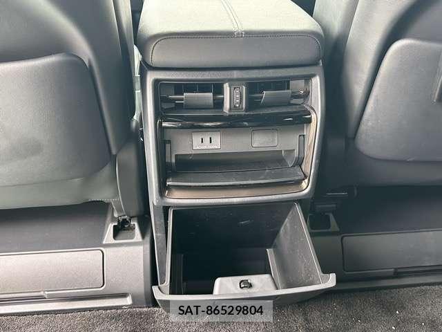 Toyota ALPHARD 2024-11 8218237-12