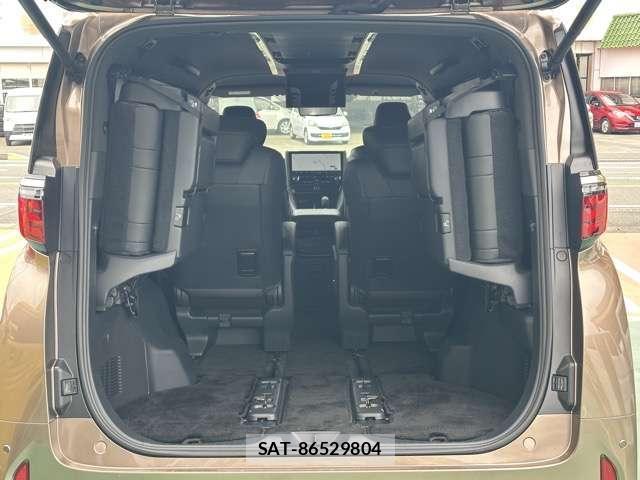 Toyota ALPHARD 2024-11 8218237-17