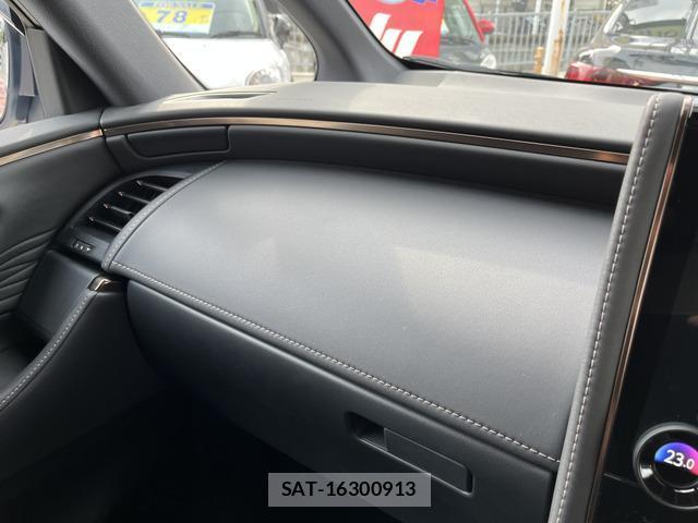 Toyota ALPHARD 2023-12 8218366-17