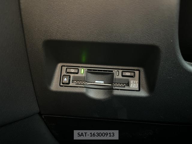 Toyota ALPHARD 2023-12 8218366-19