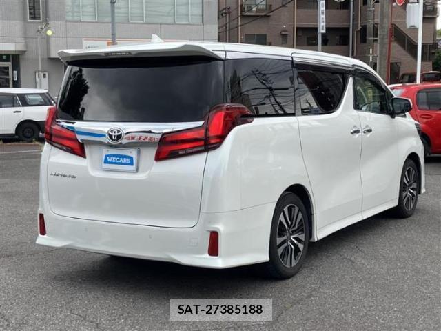 Toyota ALPHARD 2022-03 8218920-2