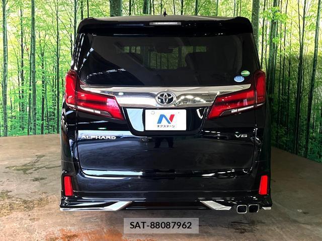 Toyota ALPHARD 2019-04 8219431-15