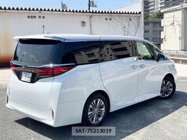 Toyota ALPHARD 2025-10 8219871-3