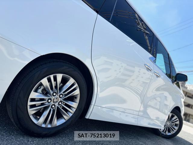 Toyota ALPHARD 2025-10 8219871-8