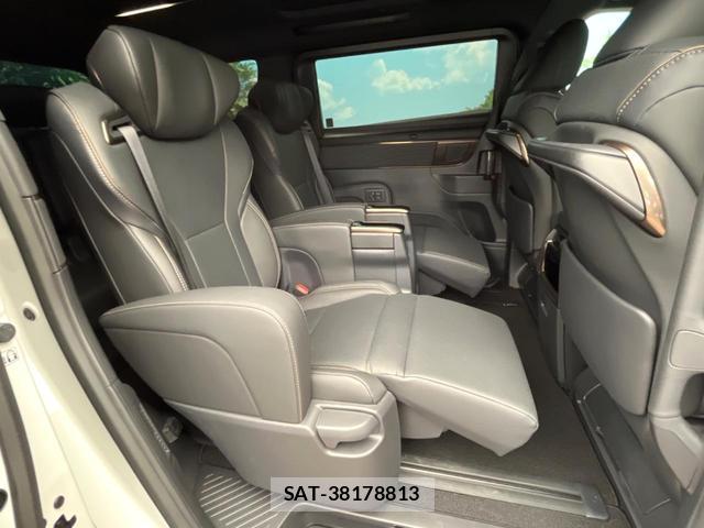 Toyota ALPHARD 2025-06 8219918-9