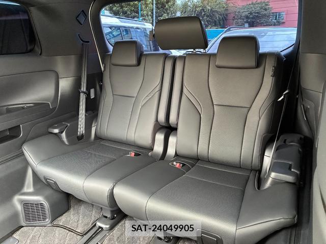 Toyota ALPHARD 2024-11 8220192-17