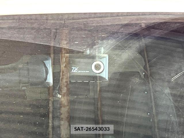 Toyota ALPHARD 2021-08 8220397-10