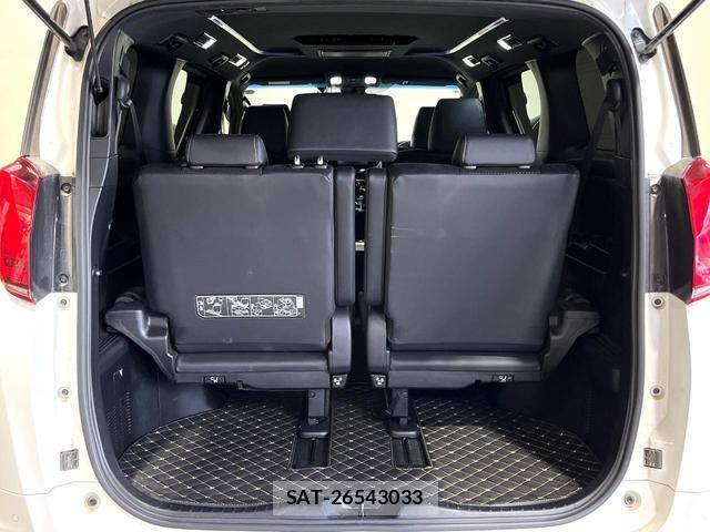 Toyota ALPHARD 2021-08 8220397-14