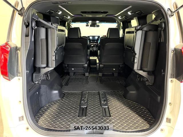 Toyota ALPHARD 2021-08 8220397-15