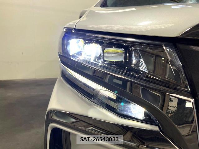 Toyota ALPHARD 2021-08 8220397-17