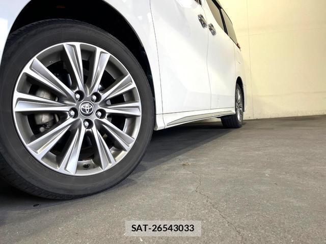 Toyota ALPHARD 2021-08 8220397-18