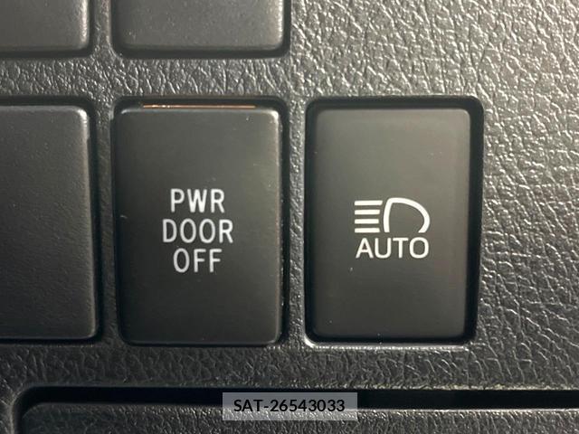 Toyota ALPHARD 2021-08 8220397-7