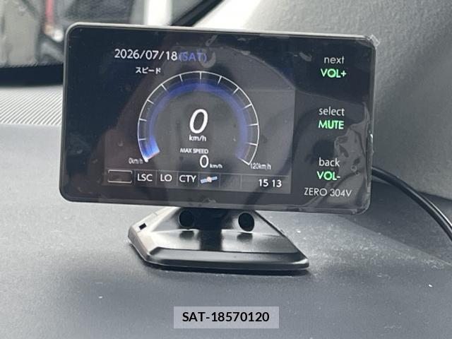 Toyota ALPHARD 2019-04 8220442-14