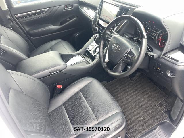 Toyota ALPHARD 2019-04 8220442-4