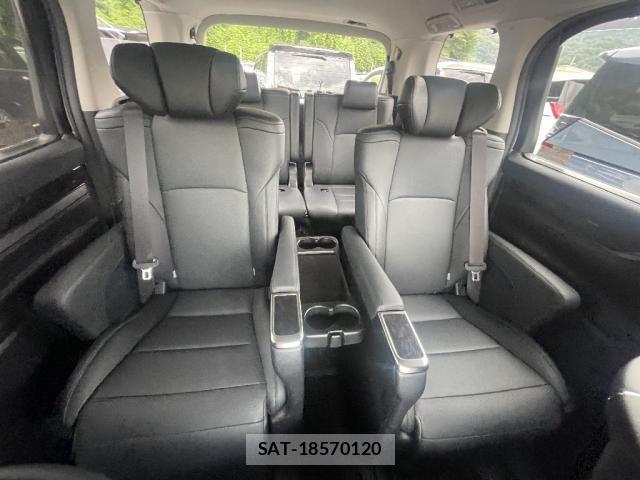 Toyota ALPHARD 2019-04 8220442-5