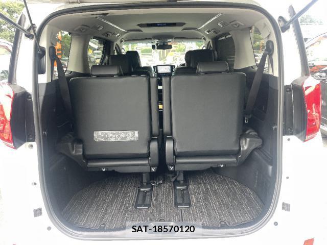 Toyota ALPHARD 2019-04 8220442-6