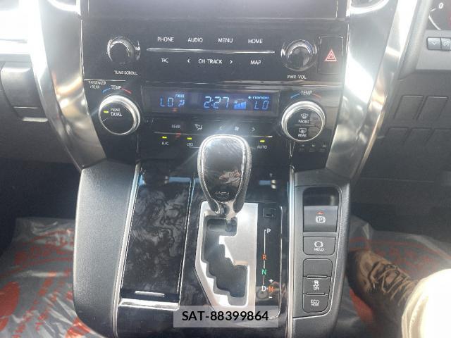 Toyota ALPHARD 2020-12 8220452-12
