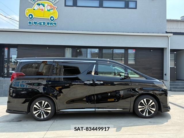 Toyota ALPHARD 2021-04 8221120-3