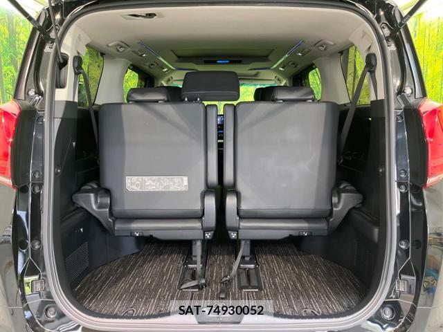 Toyota ALPHARD 2020-09 8221136-9