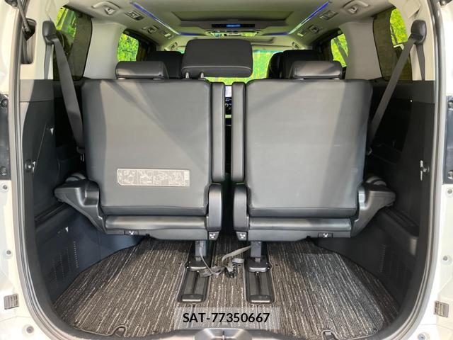 Toyota ALPHARD 2019-03 8221151-10