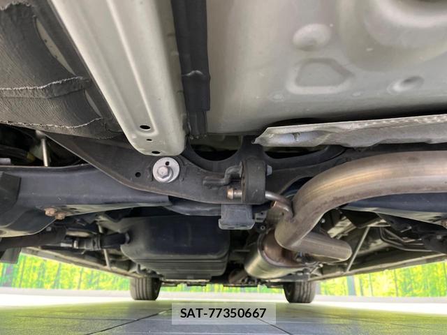 Toyota ALPHARD 2019-03 8221151-18