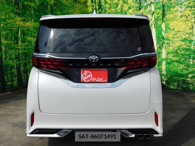 Toyota ALPHARD 2025-05 8221157-1