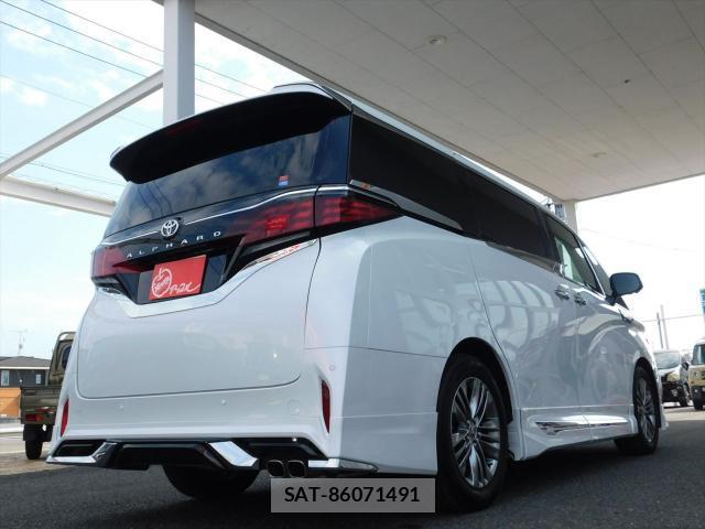 Toyota ALPHARD 2025-05 8221157-13