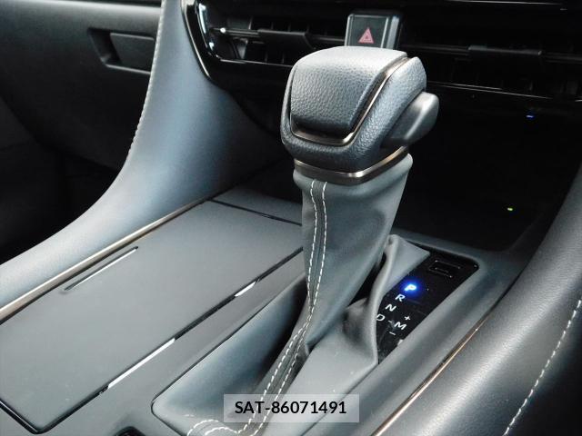 Toyota ALPHARD 2025-05 8221157-15