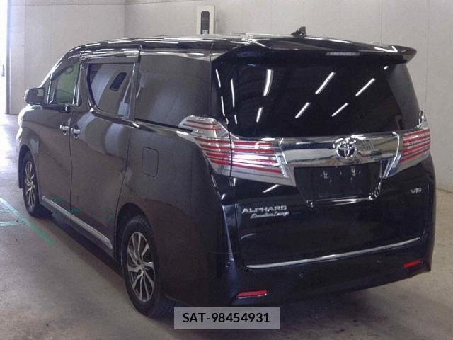 Toyota ALPHARD 2015-08 8221432-1