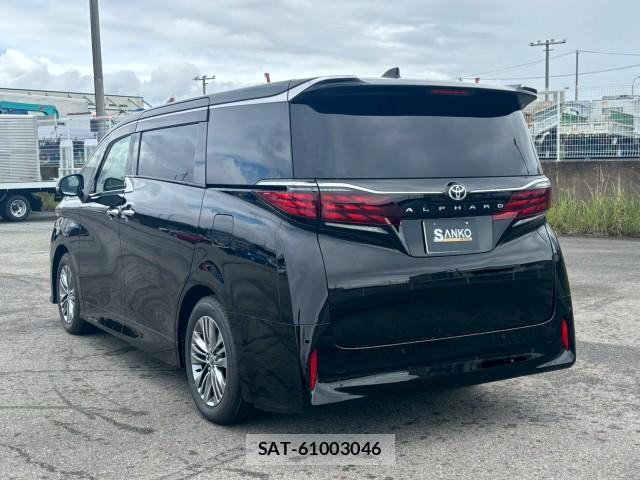 Toyota ALPHARD 2026-06 8221462-1