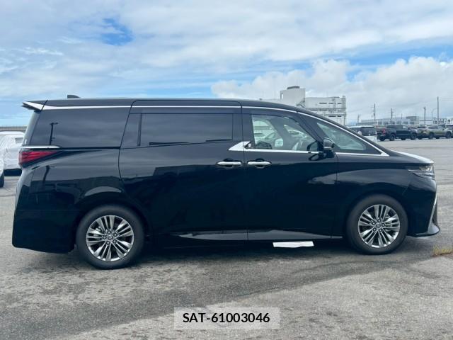 Toyota ALPHARD 2026-06 8221462-5