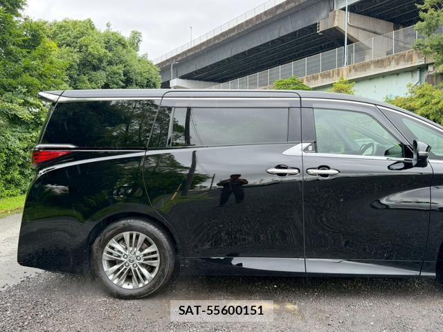 Toyota ALPHARD 2025-07 8221477-1