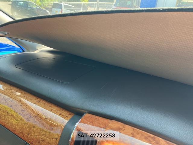Toyota ALPHARD 2008-03 8221490-3