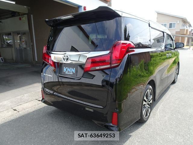 Toyota ALPHARD 2021-06 8222512-14