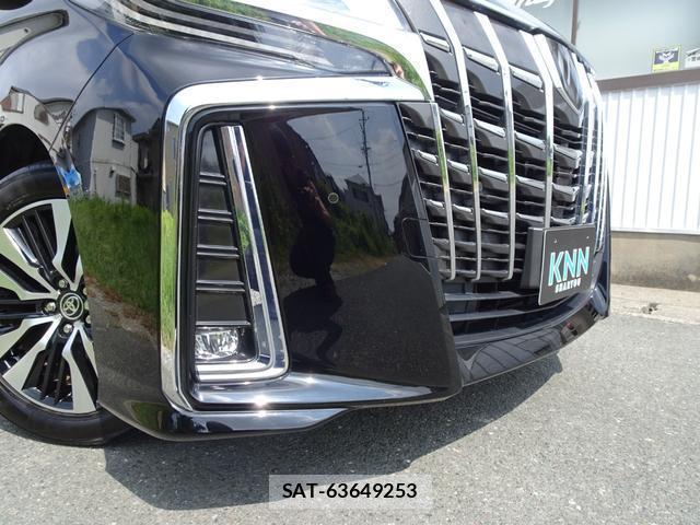 Toyota ALPHARD 2021-06 8222512-18