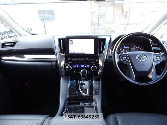 Toyota ALPHARD 2021-06 8222512-4
