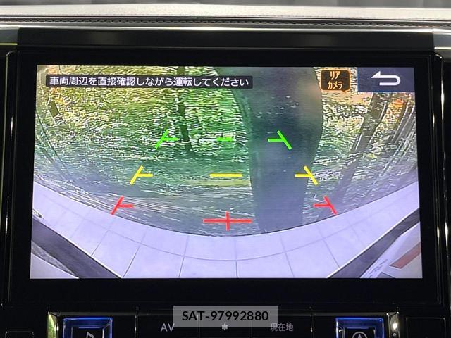 Toyota ALPHARD 2017-08 8222664-5