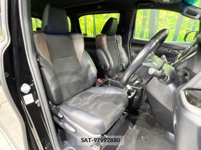 Toyota ALPHARD 2017-08 8222664-6