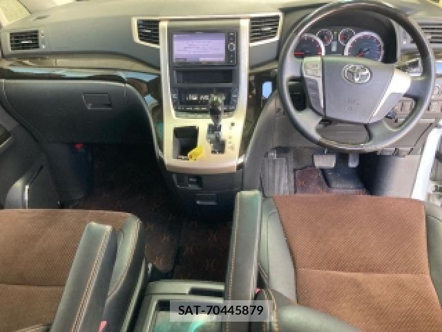 Toyota ALPHARD 2014-02 8223115-2