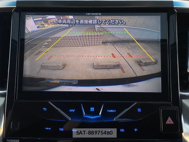 Toyota ALPHARD 2017-10 8223438-12