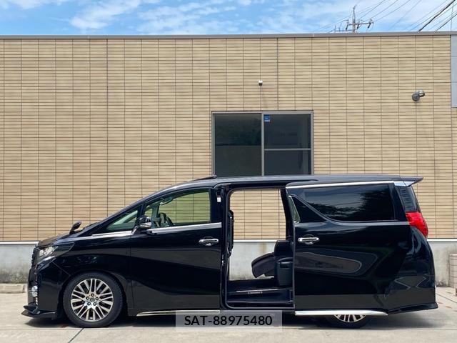 Toyota ALPHARD 2017-10 8223438-6