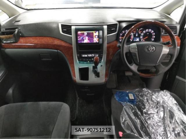 Toyota ALPHARD 2011-10 8223669-2