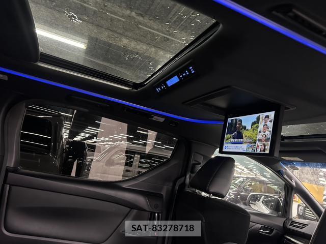 Toyota ALPHARD 2021-09 8223681-10
