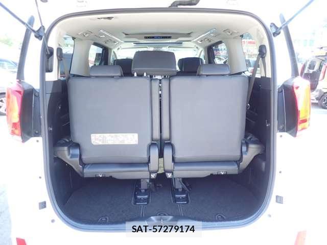 Toyota ALPHARD 2022-04 8223825-10
