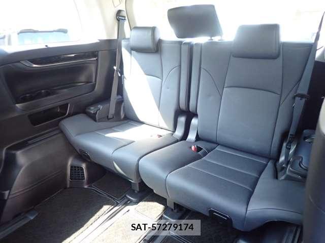 Toyota ALPHARD 2022-04 8223825-9