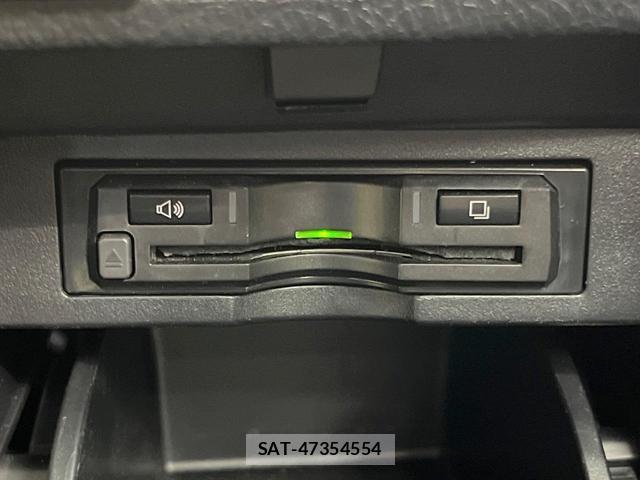 Toyota ALPHARD 2019-10 8224003-5