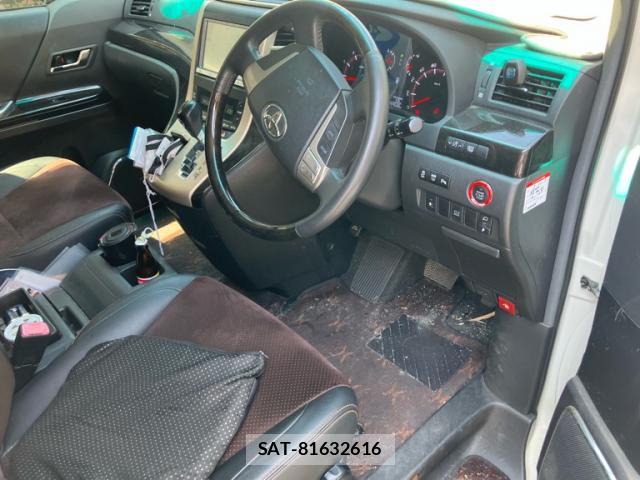 Toyota ALPHARD 2012-12 8224388-8