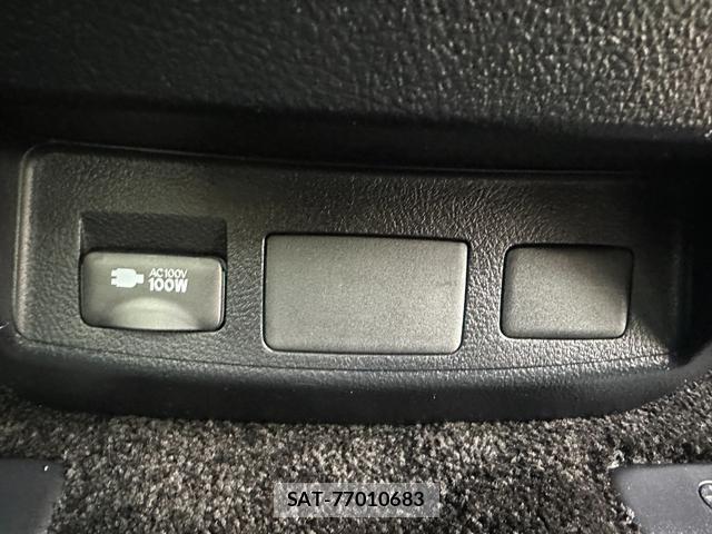 Toyota ALPHARD 2020-03 8224445-16